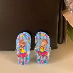 kid summer shoes, size 7-8